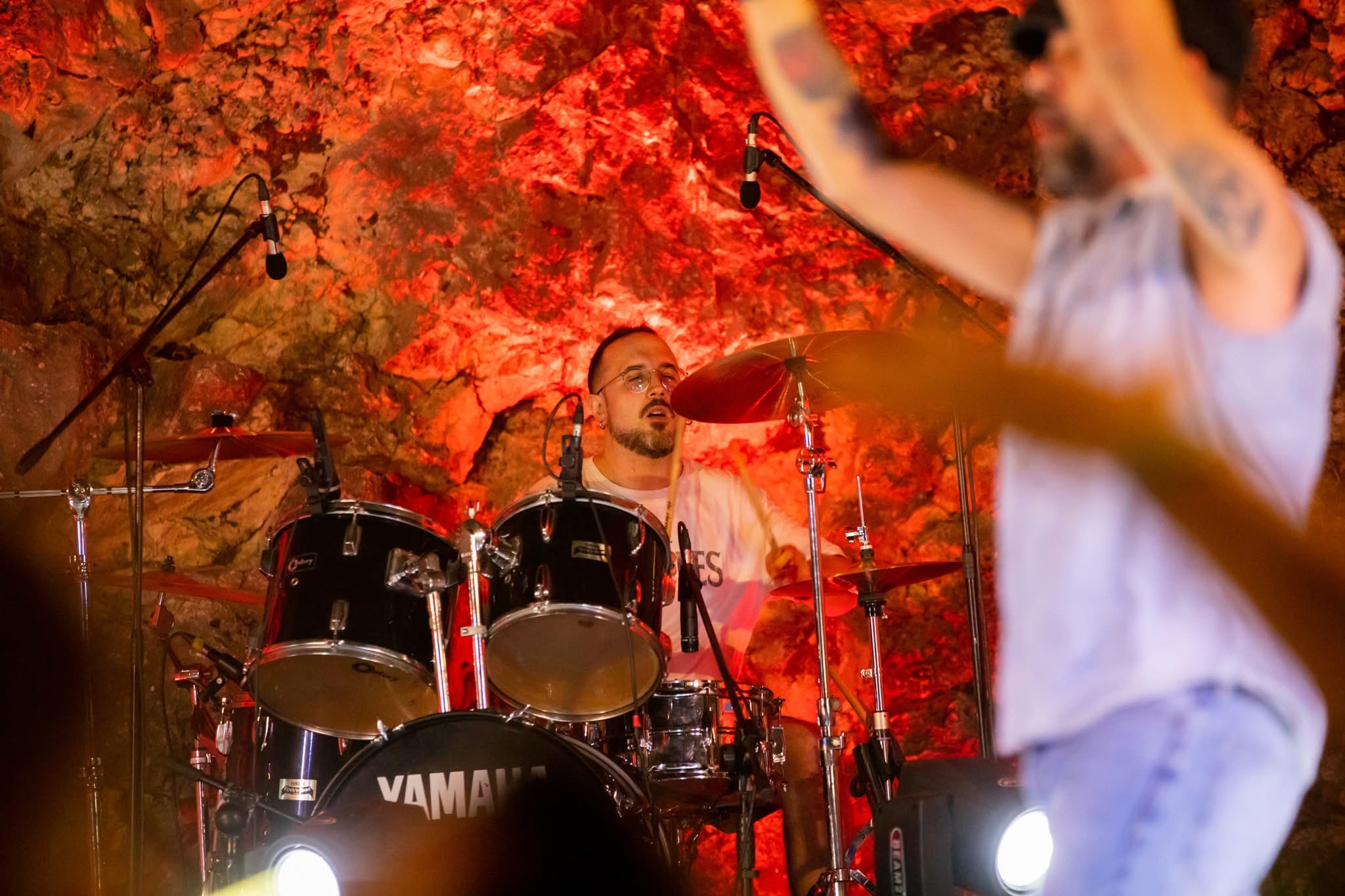 Foto live di HIGH VOLTAGE