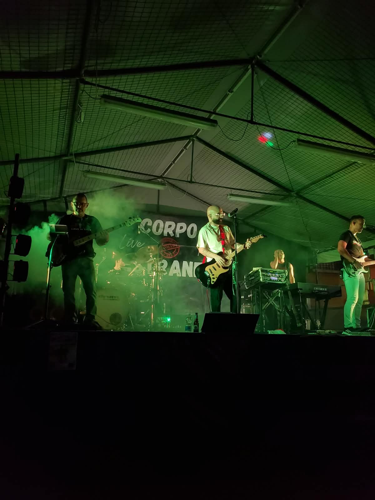 Foto live di Corpo Estraneo